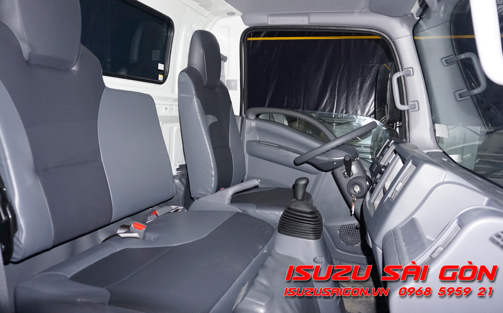Xe Tải Isuzu 1T99 QKR230 Mui Bạt 8